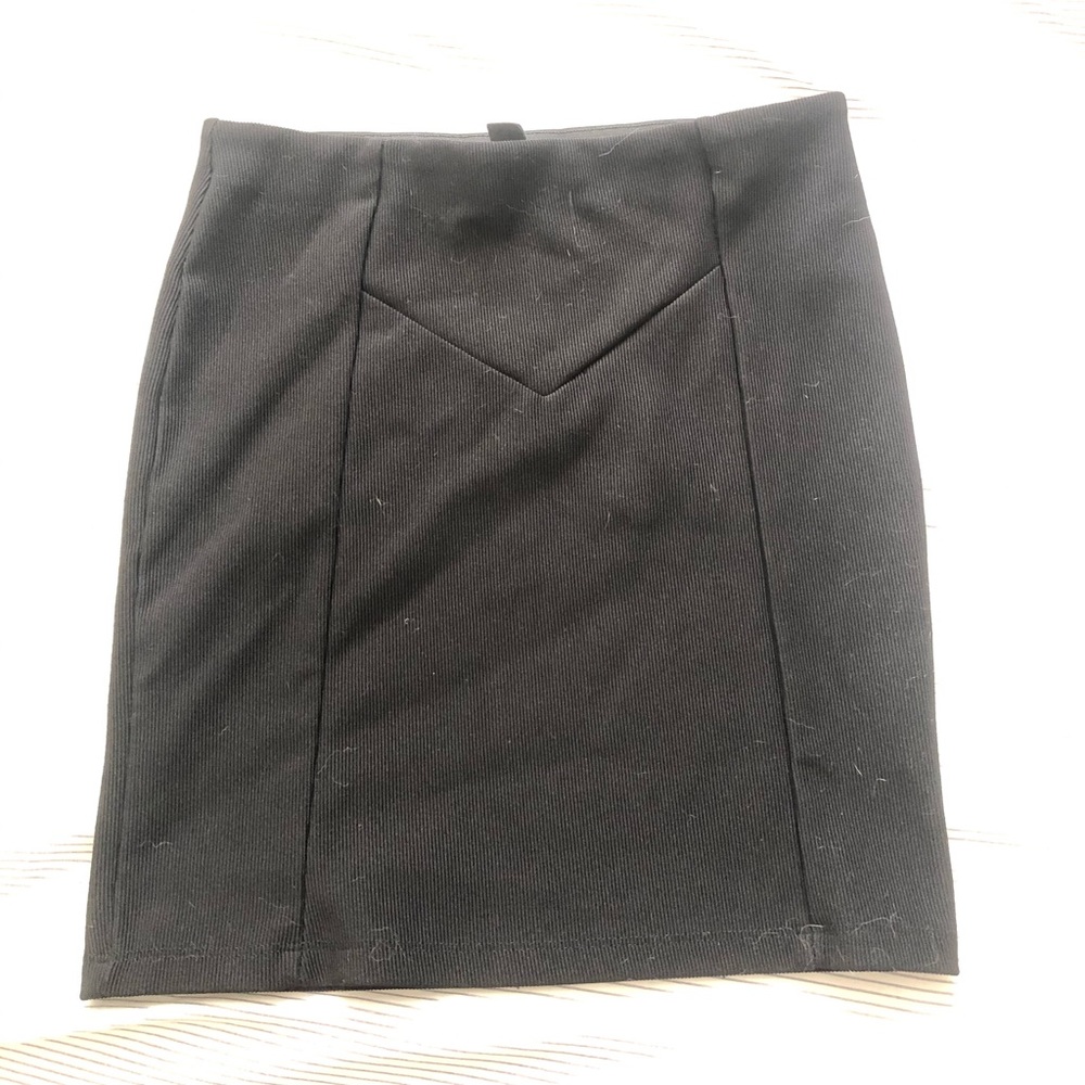 Ribbed skirt